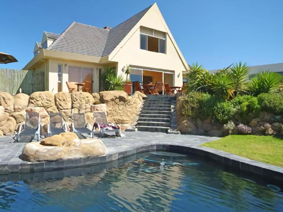 Mandalay Beach Guest House Блубергстранд Екстериор снимка